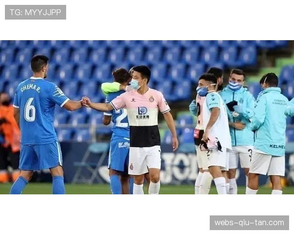 海港“无锋阵”奏效，武磊后撤扮演关键角色